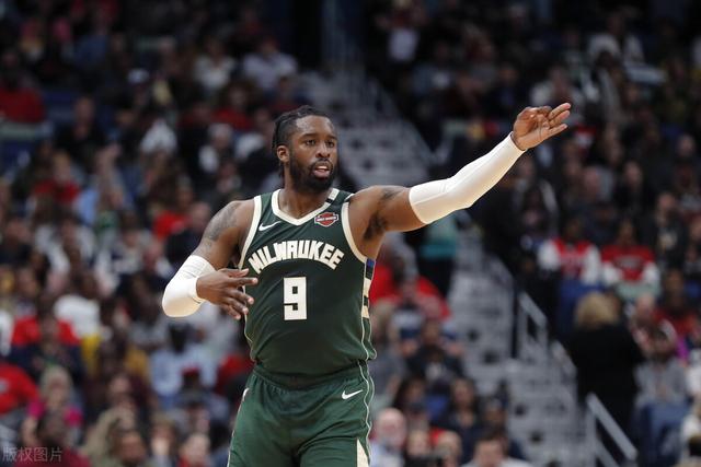 权田修一：日本门将应重视扑救能力而非脚下技术
